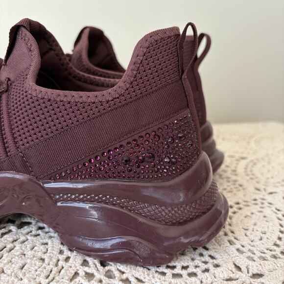 TORRID Women's 10WW Burgundy Chunky Active Sneaker Lace Up Jewels NWOT Active - Picture 2 of 13